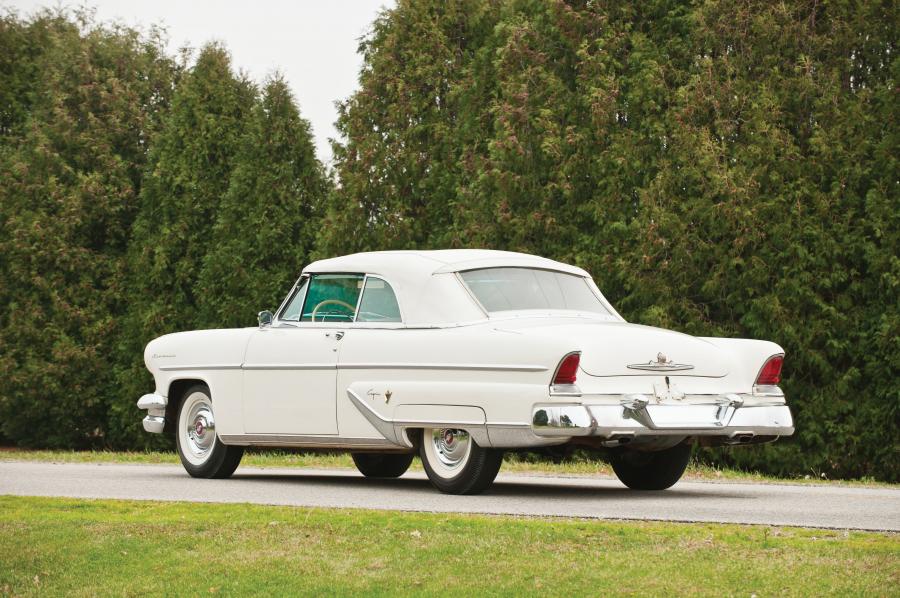  Lincoln Capri Special Custom Convertible (76A) 1955 года  (фото 30 из 39)